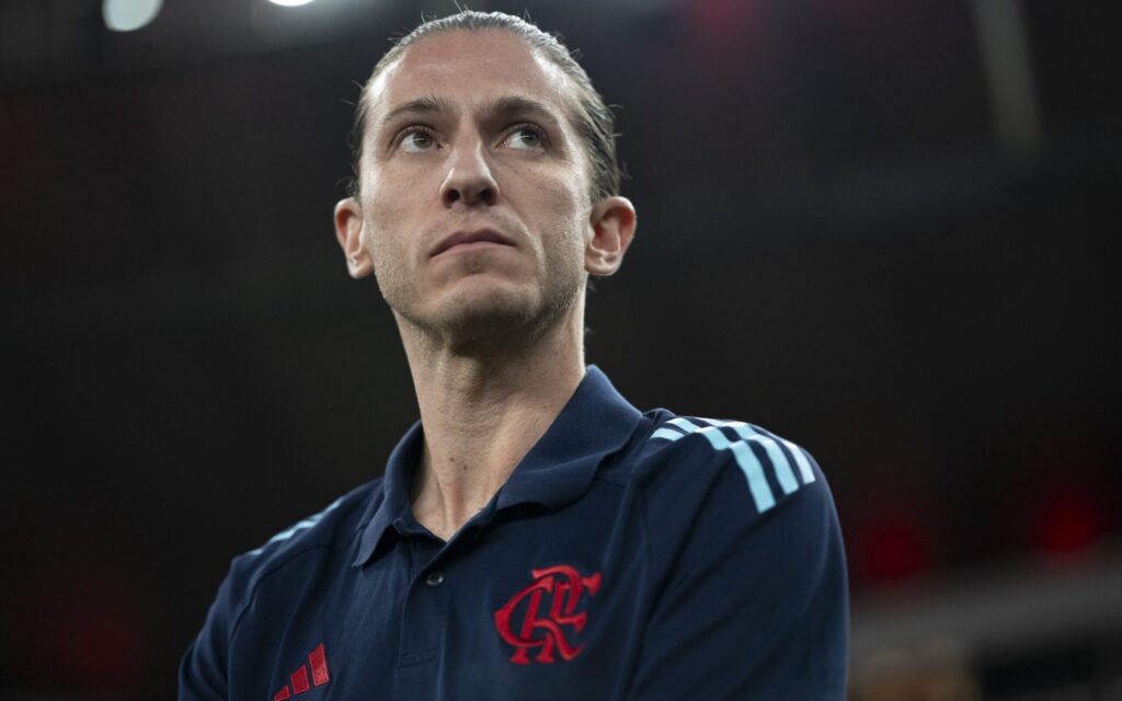 Empate sem gols no Maracanã: Filipe Luís cobra finalizações e árbitro explica lance com Rossi